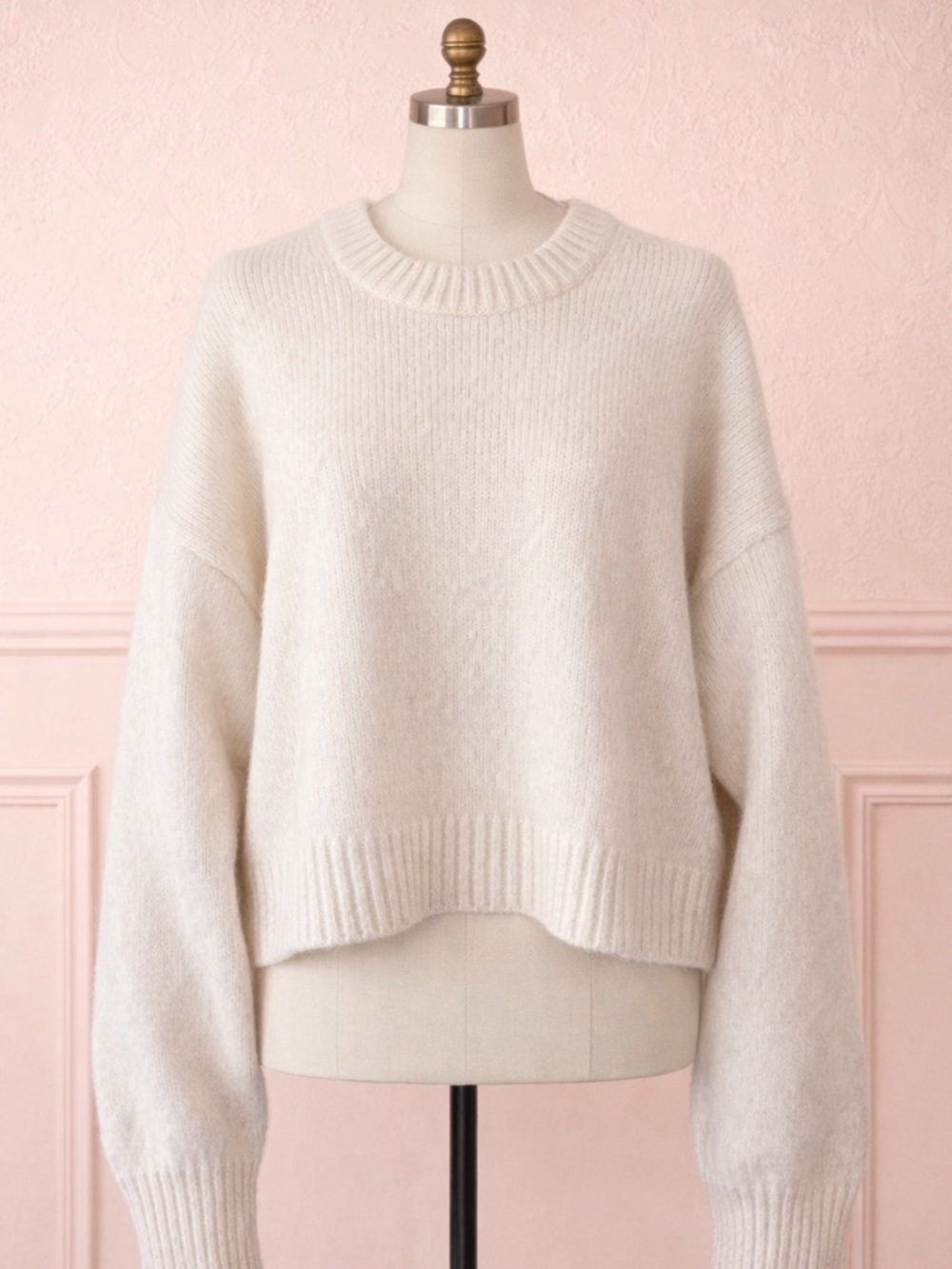 Abercrombie & Fitch Ivory/cream Crewneck Sweater